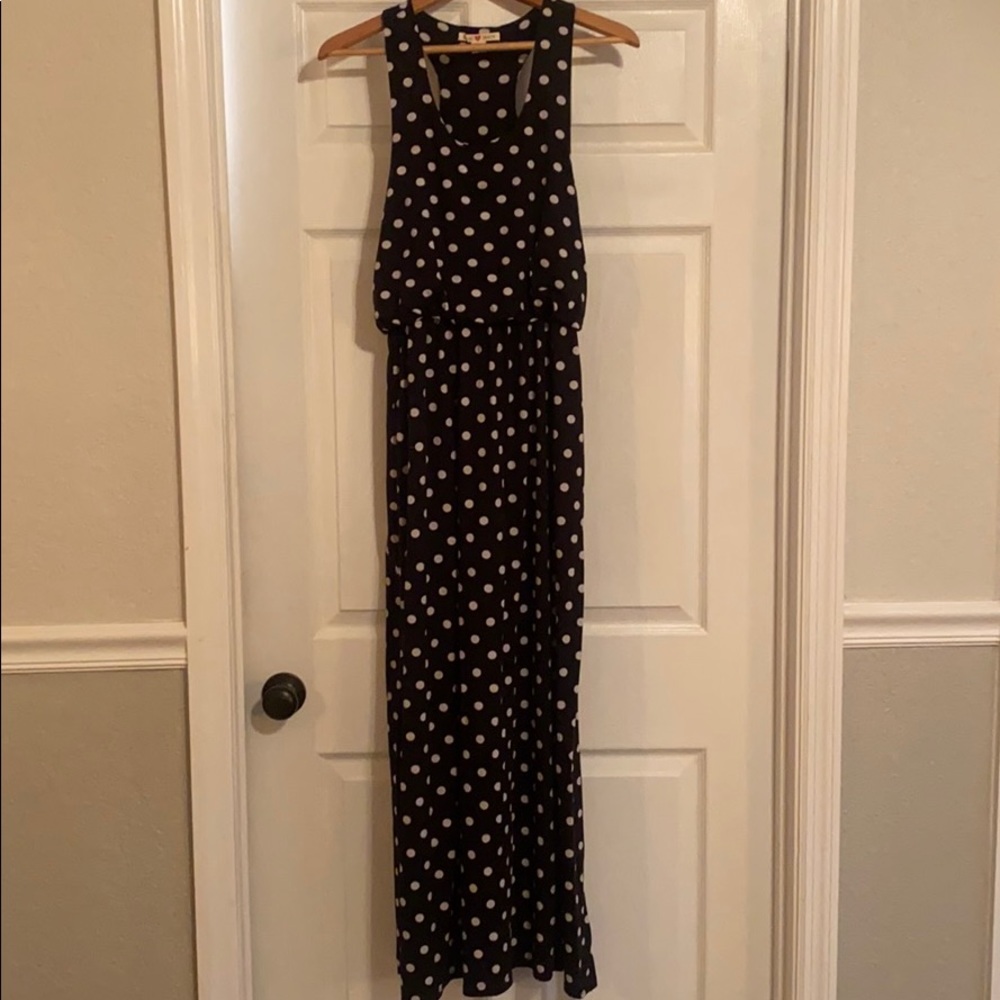 Black & white polka dot maxi!